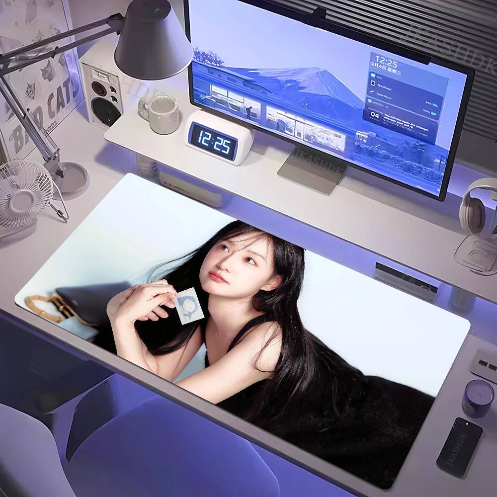 Kim Ji-Won Mousepad Non-slip S - Esports Gaming Stocks ulasan dan harga